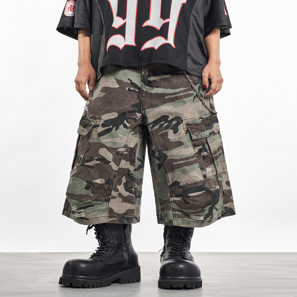 MT99 Camping Street Style Camouflage Shorts Retro Military Style Three Dimensional Ripped Multi Pocket Cropped Pants for Men image 1