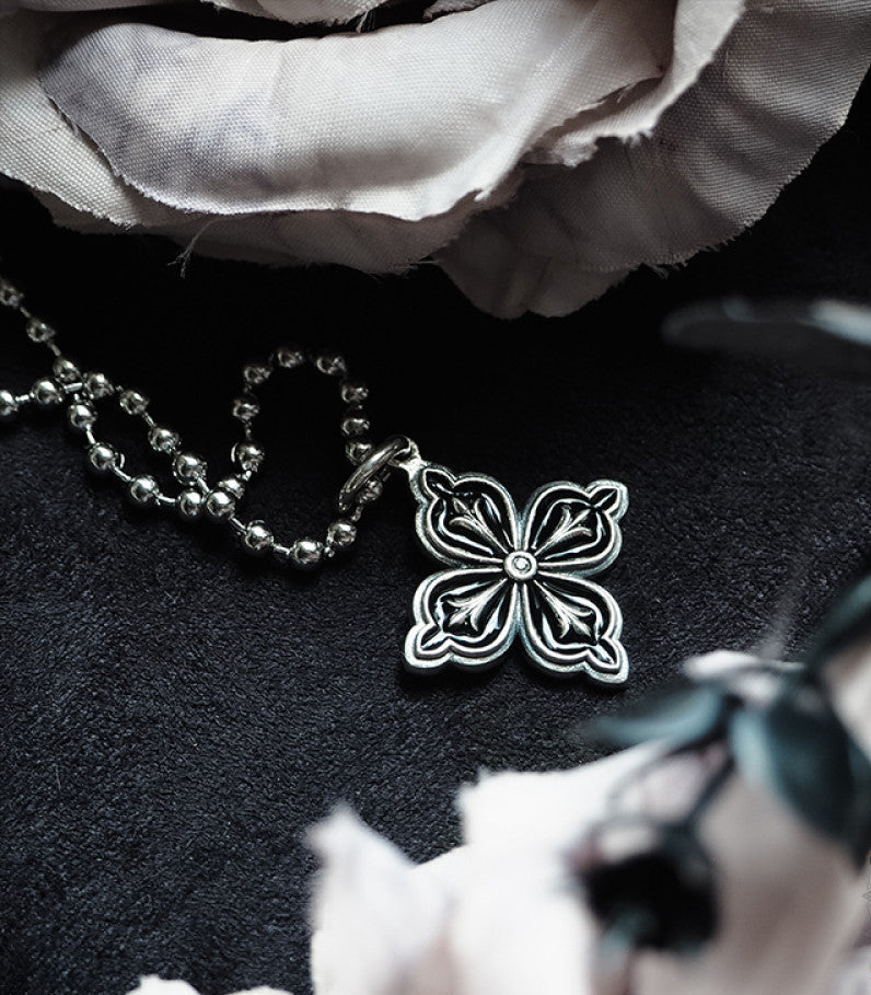 Nocturne Studio S925 sterling silver original niche versatile design lucky four leaf clover couple pendant necklace image 4