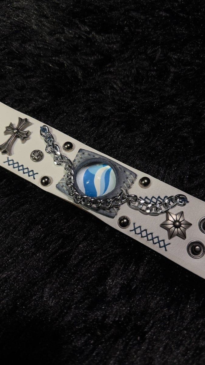 Absol Mega stone Bracelet - Dekayed