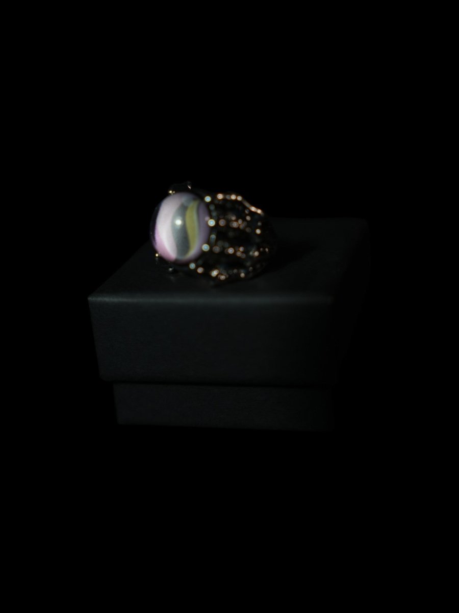 Banette Megastone Ring - Dekayed