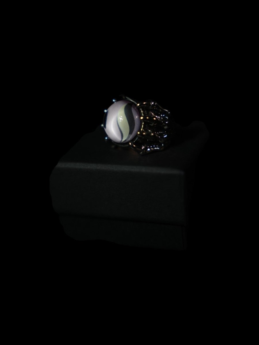 Banette Megastone Ring - Dekayed
