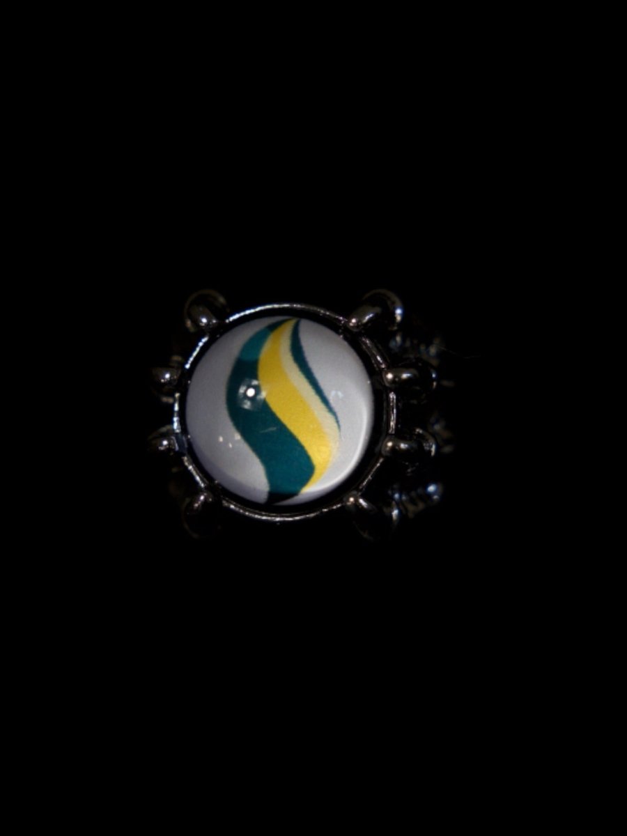 Beedrill Megastone Ring - Dekayed