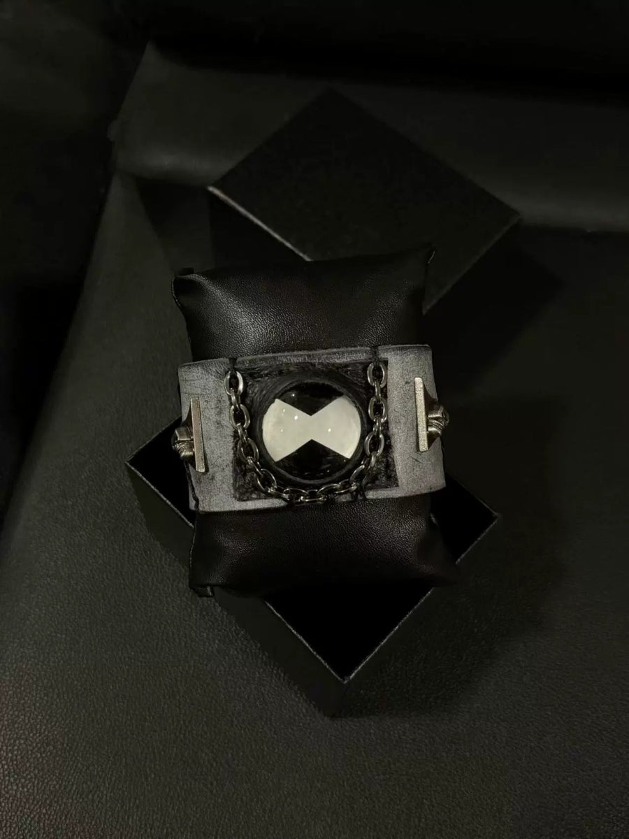 Ben 10 OG White Ghost Omnitrix - Dekayed