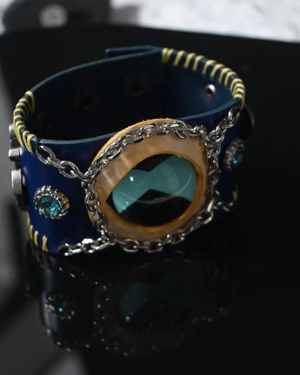 Ben 23 Omnitrix Bracelet (Exclusive) - Dekayed