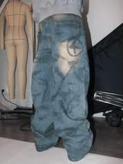 Bleach Rift Denim Pants - Dekayed