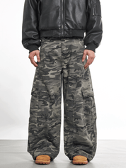 Camouflage Scimitar Pants - Dekayed