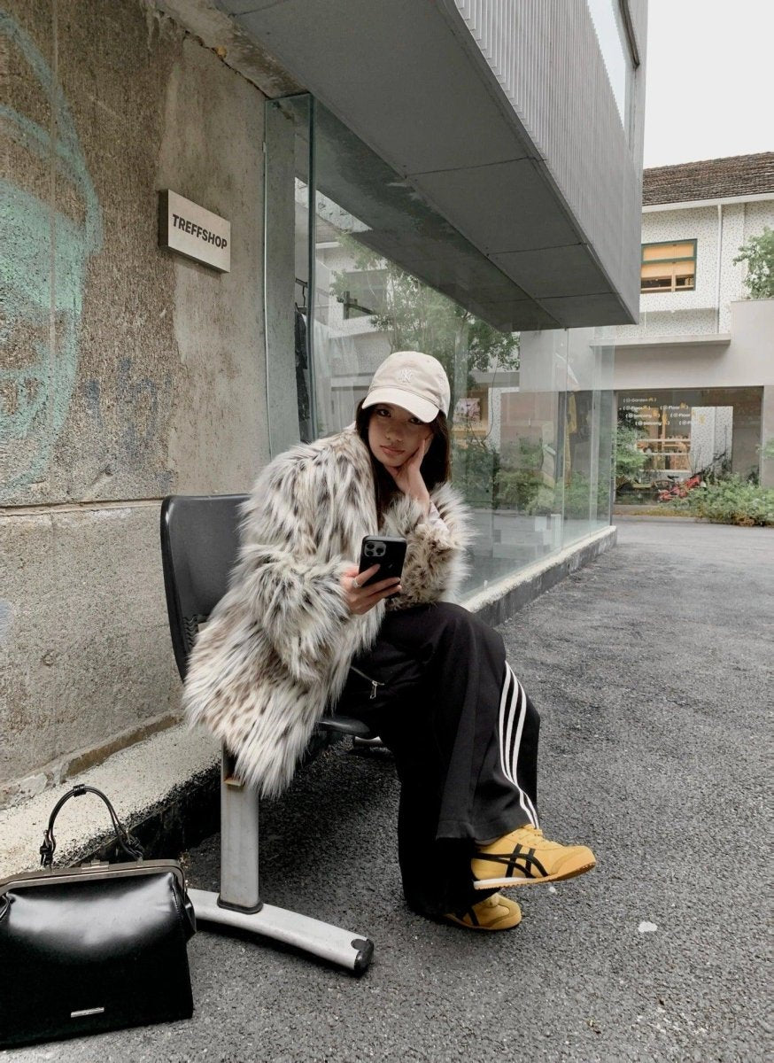 CBVFM Dekay Angel Fur Coat - Dekayed