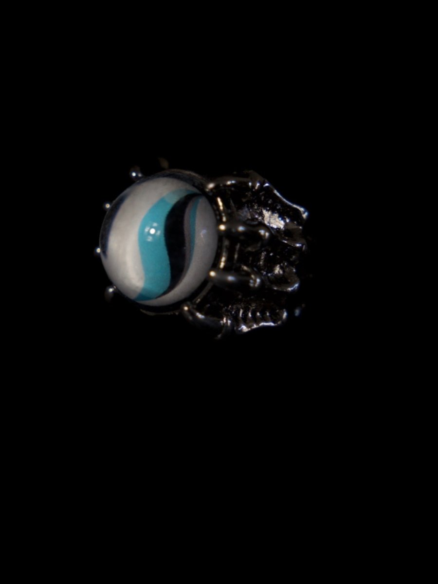 Glalie Megastone Ring - Dekayed