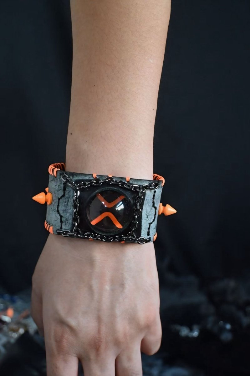 Mad Ben Omnitrix Bracelet (Exclusive) - Dekayed