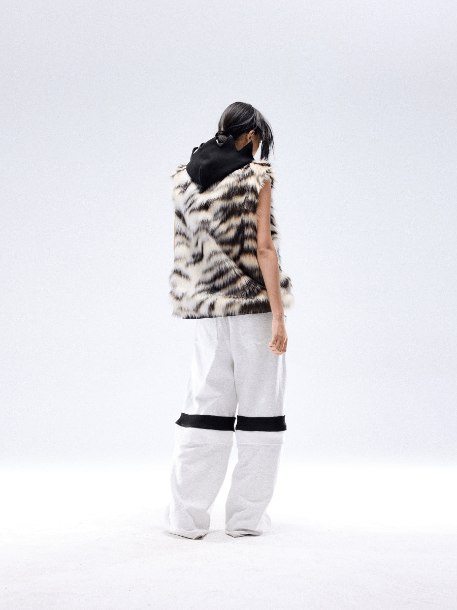My Fantasy Series Tiger Spiked Crown Fur Vest - Dekayed