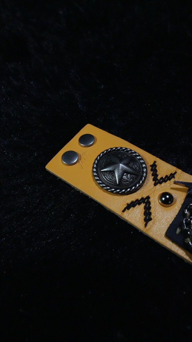 Raichu Y Mega Stone Bracelet - Dekayed