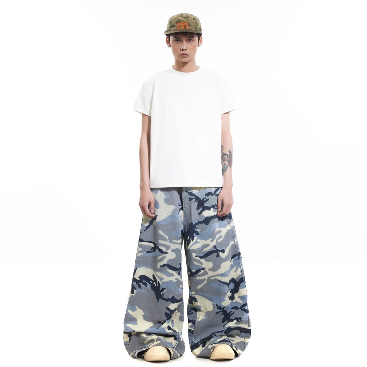 Snow Blue Camouflage Baggy Jeans - Dekayed