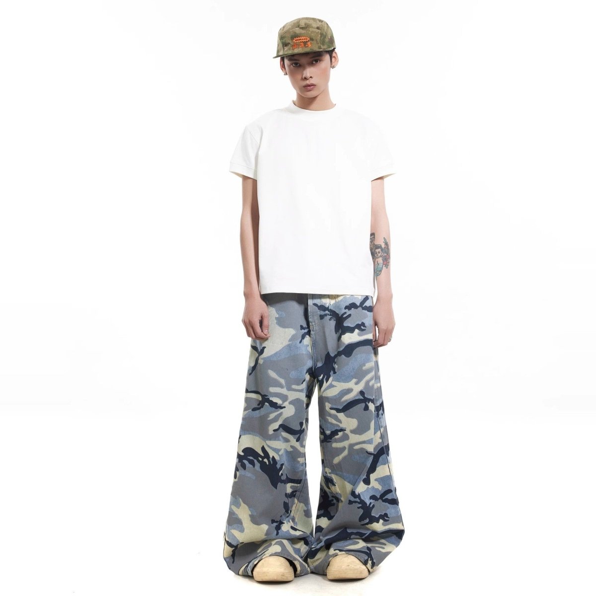 Snow Blue Camouflage Baggy Jeans - Dekayed