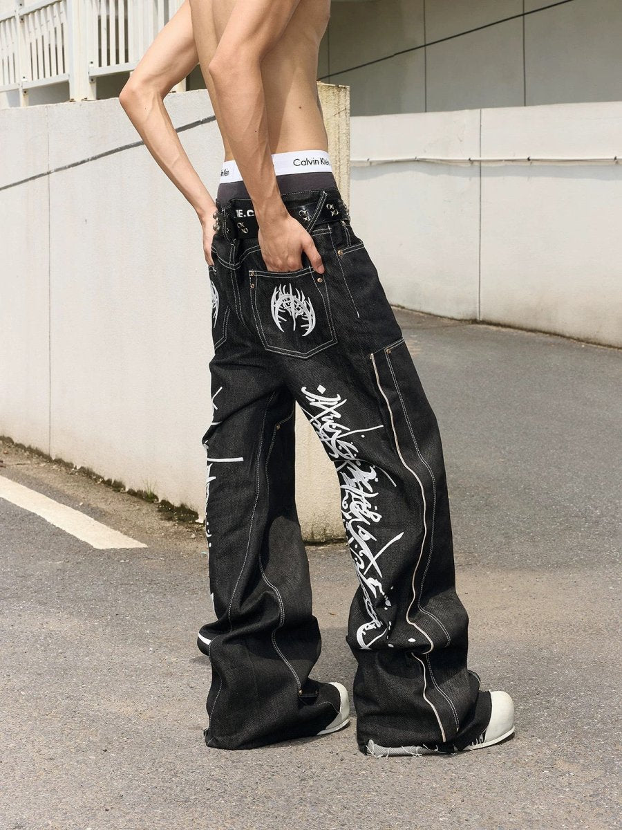Toxic Baggy Embroidered Jeans - Dekayed