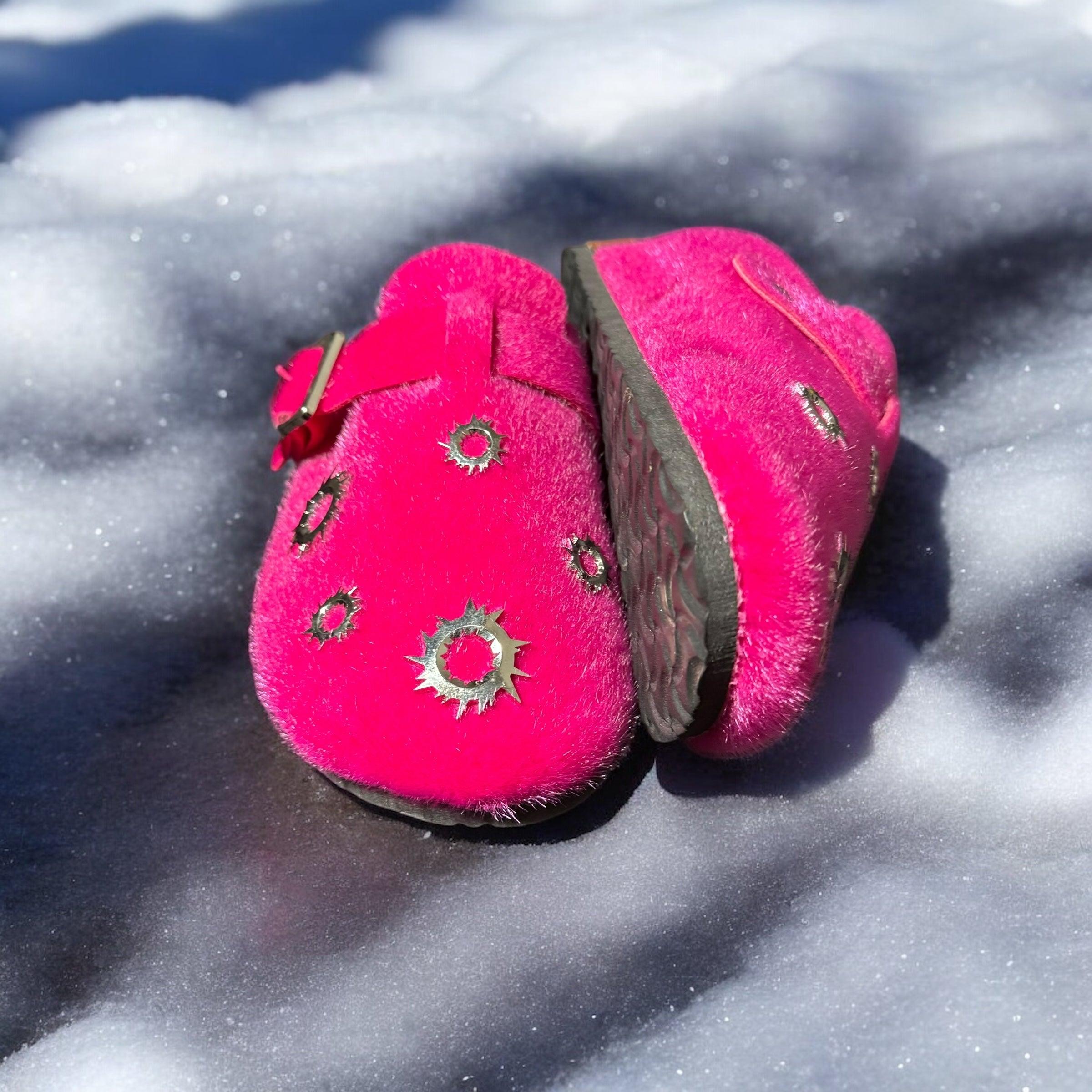 Mohair Steel Bullet Clogs