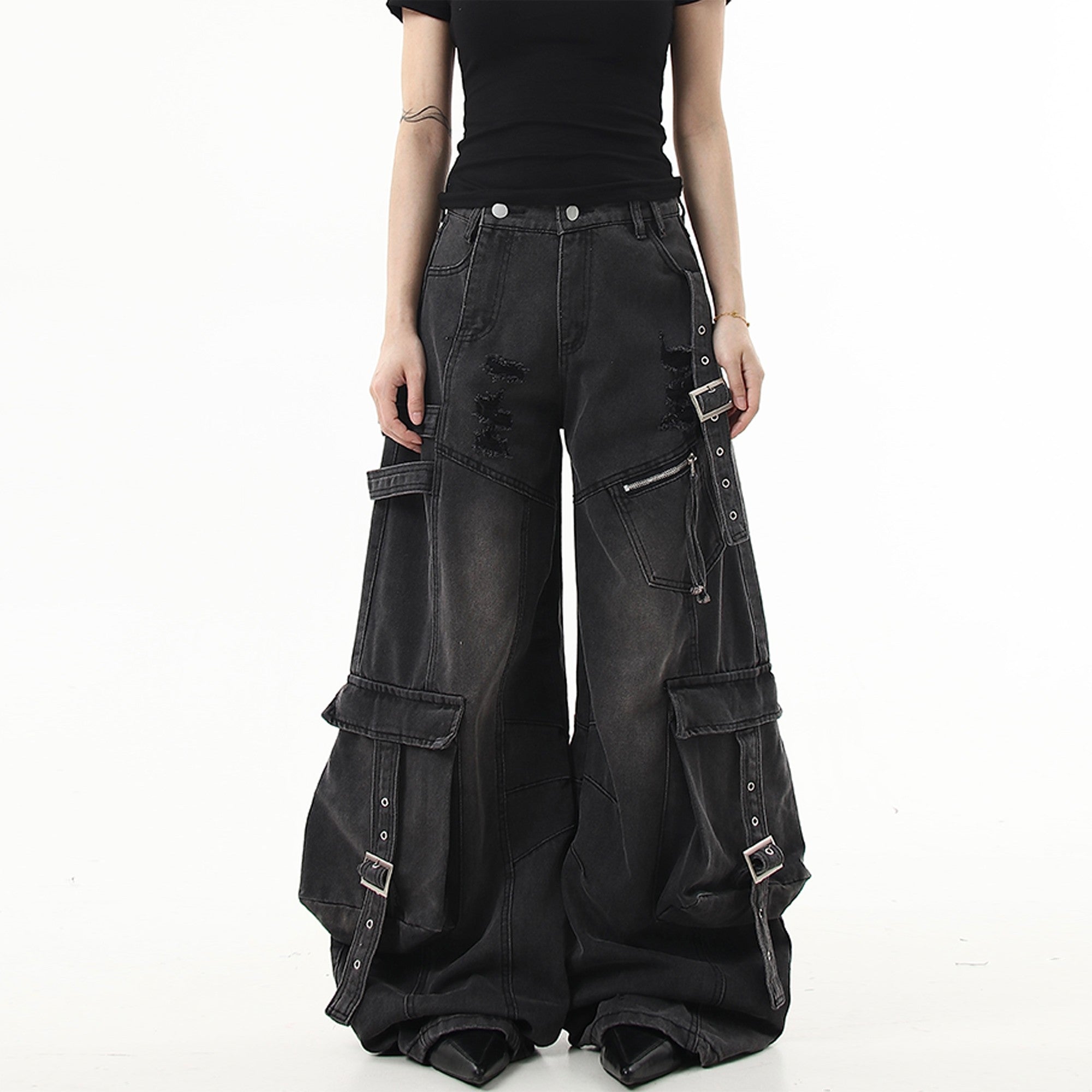 Ribbon Design Ripped Baggy Jeans