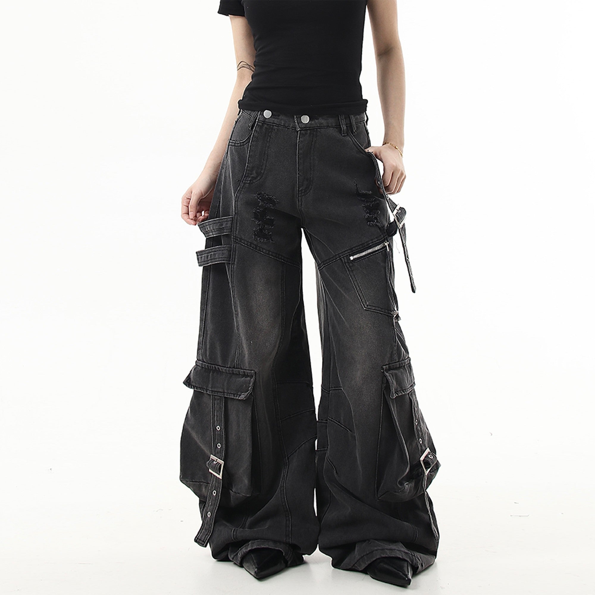 Ribbon Design Ripped Baggy Jeans