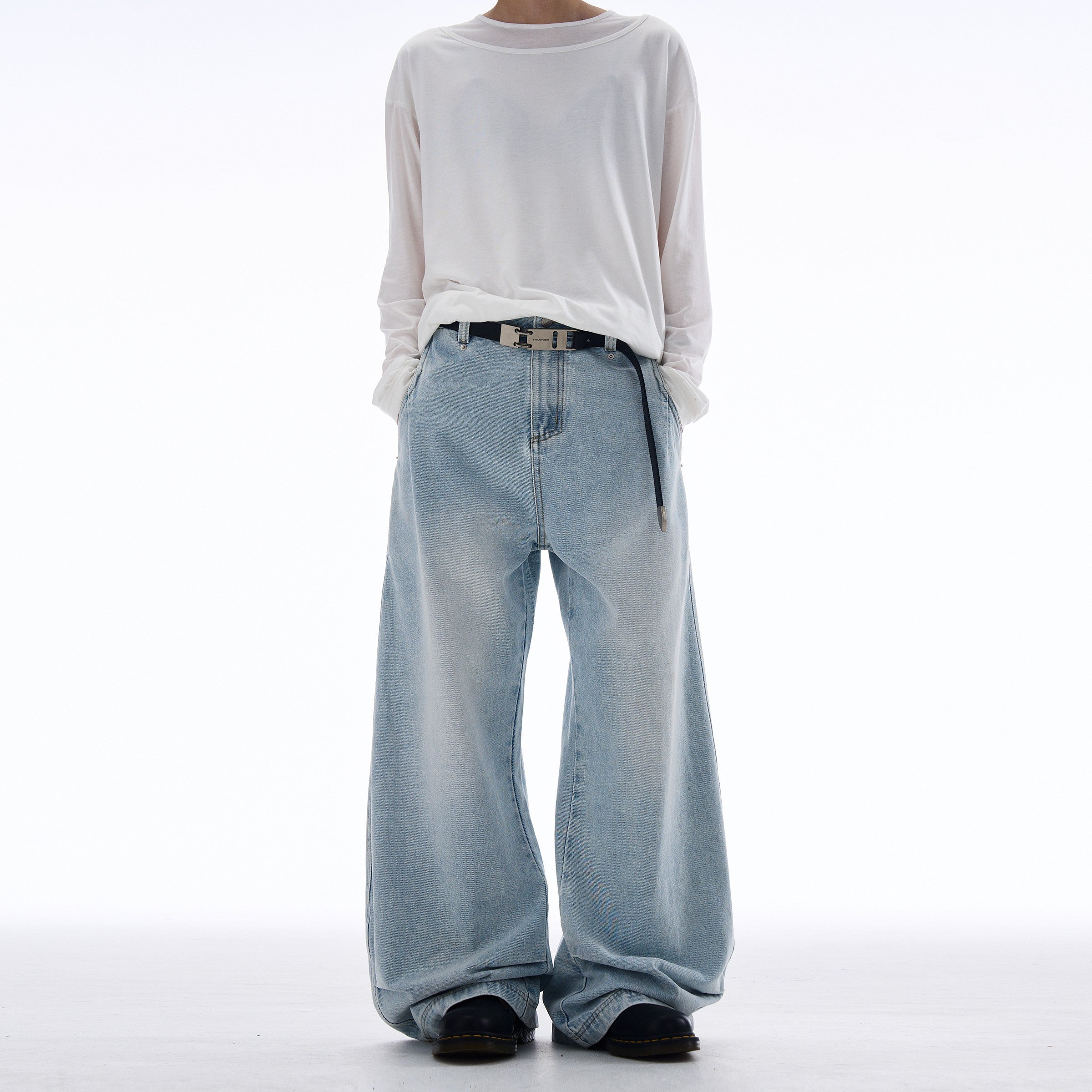 Washed Drape Scimitar Baggy Jeans