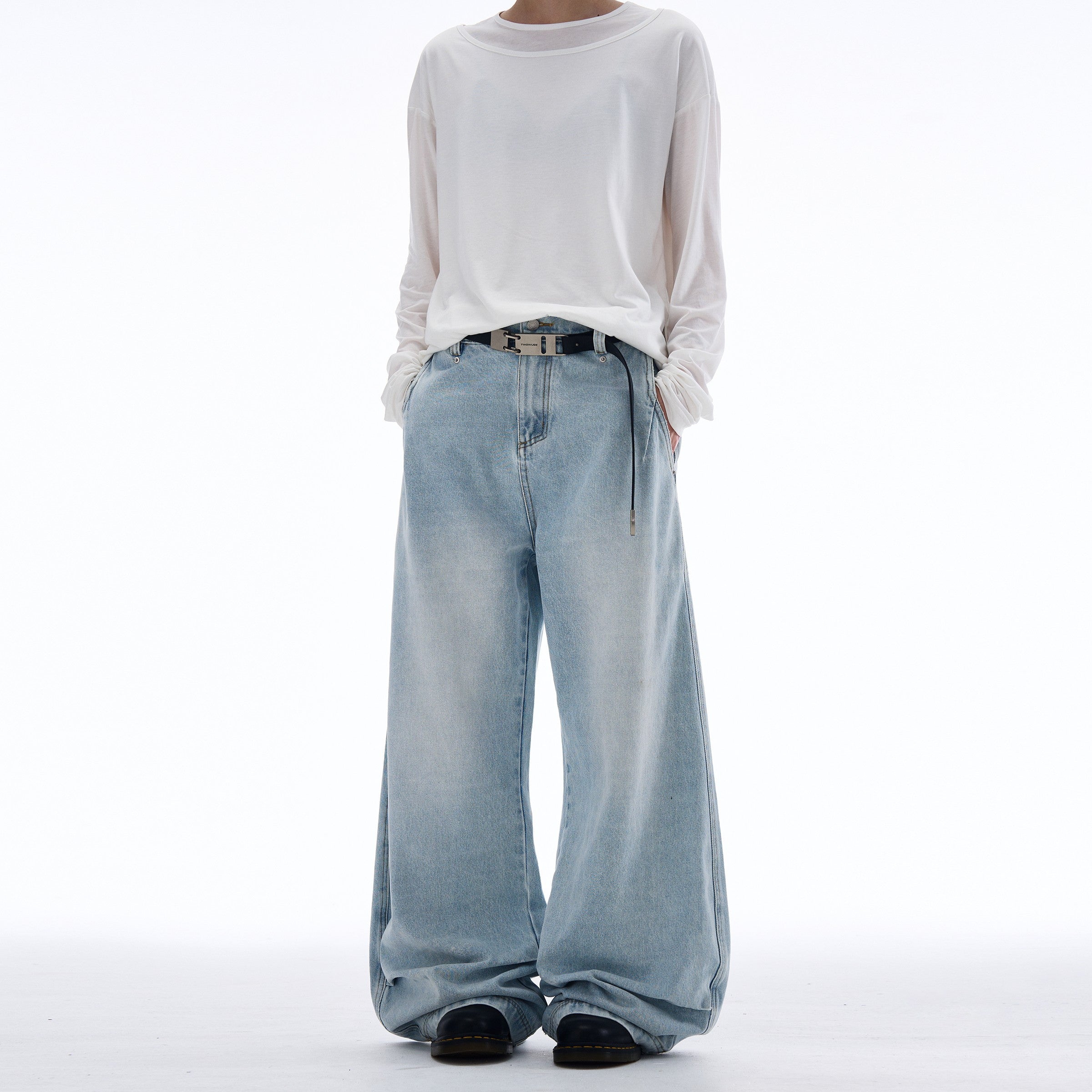 Washed Drape Scimitar Baggy Jeans