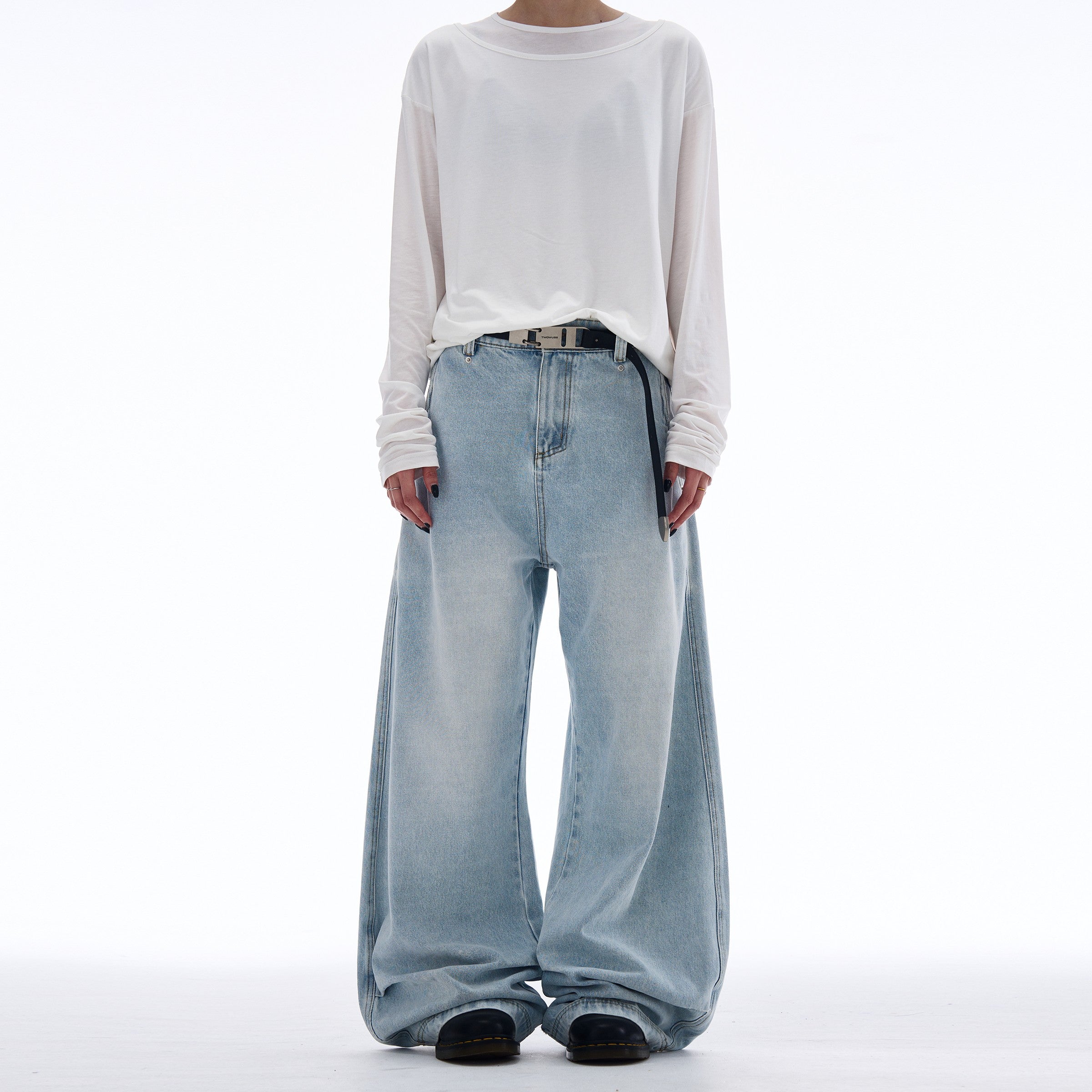 Washed Drape Scimitar Baggy Jeans