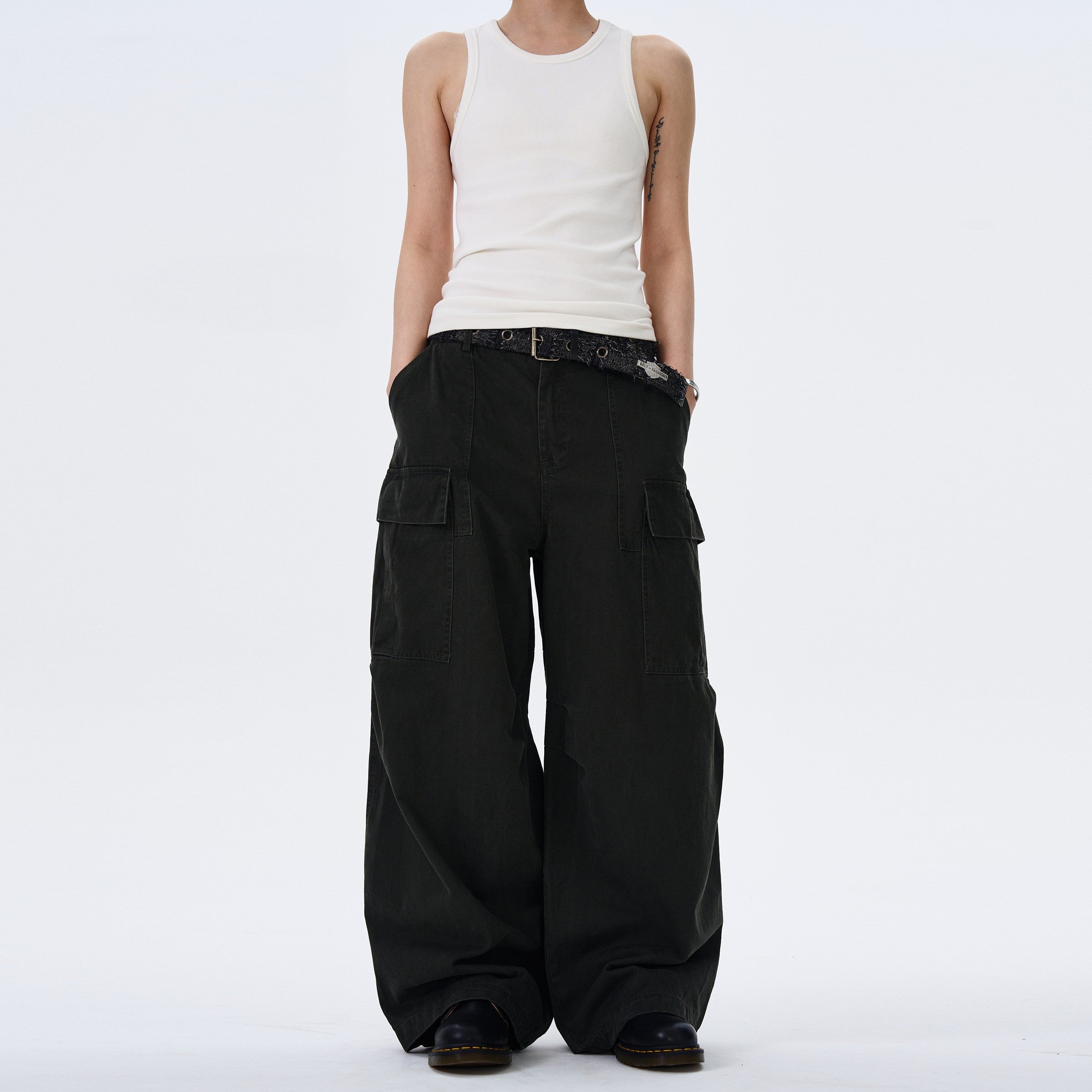 Street Style Multi Pocket Loose Baggy Jeans