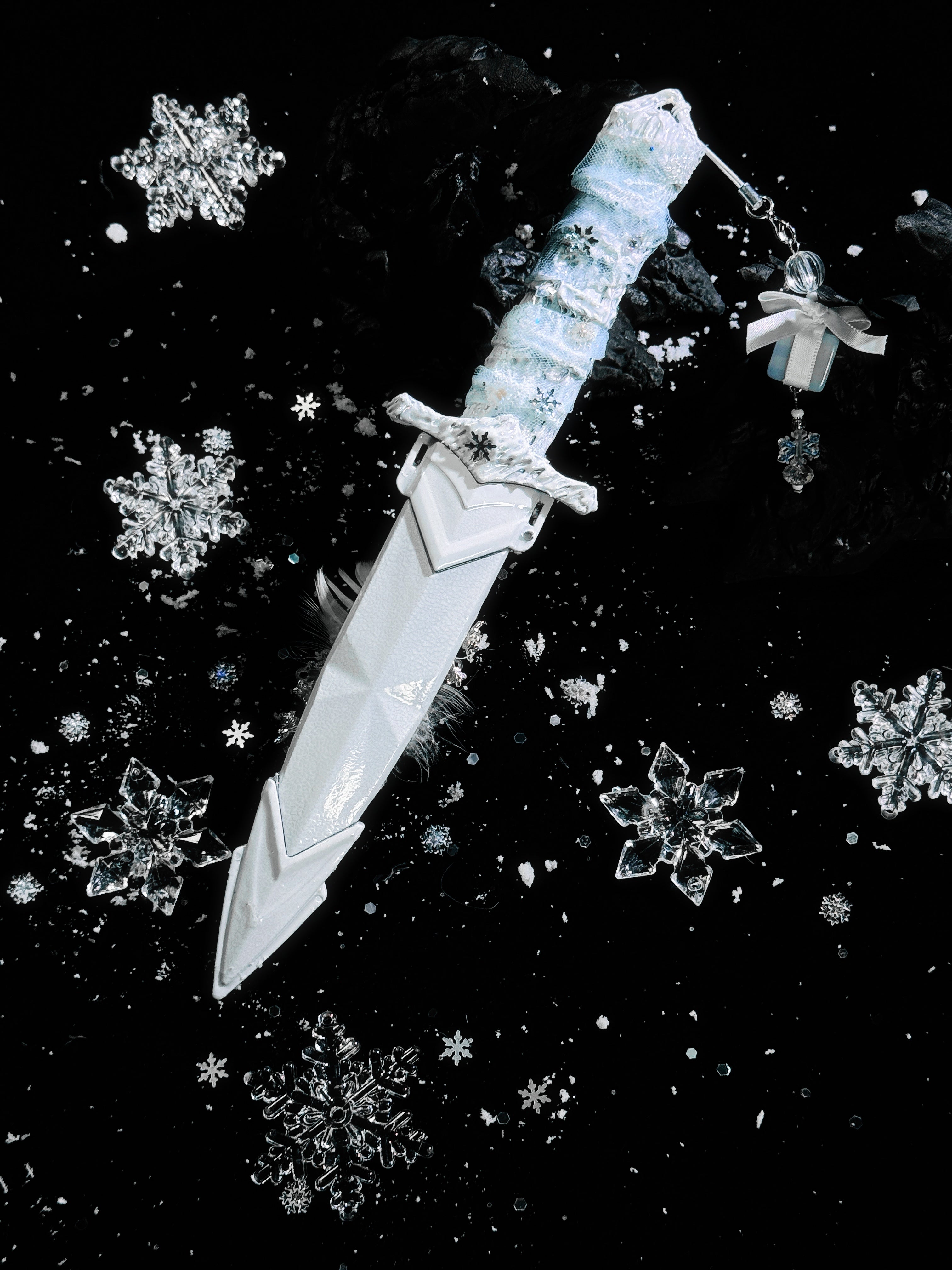 Christmas Limited Series - The Gift of Christmas dagger