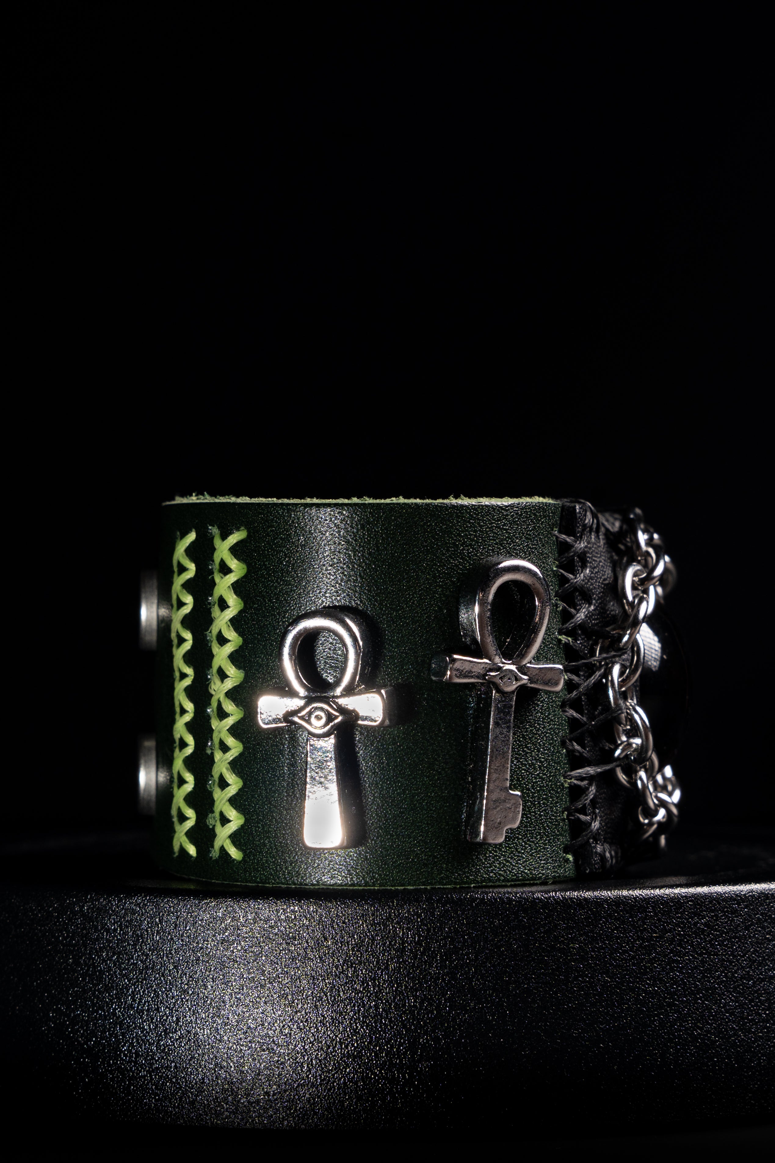 Pot Of Greed Bracelet-2