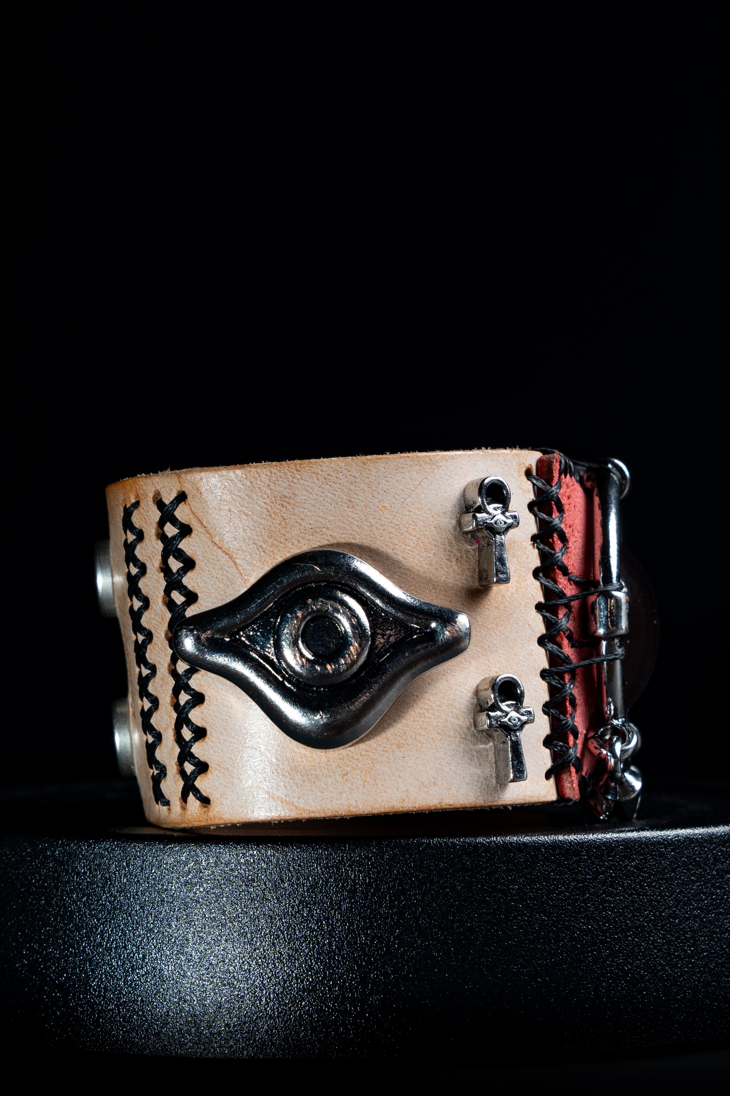 Blue Eyes White Dragon Bracelet-2