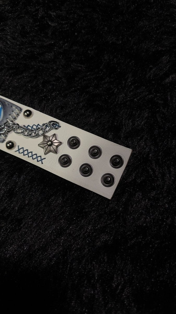 Absol Mega stone Bracelet - Dekayed