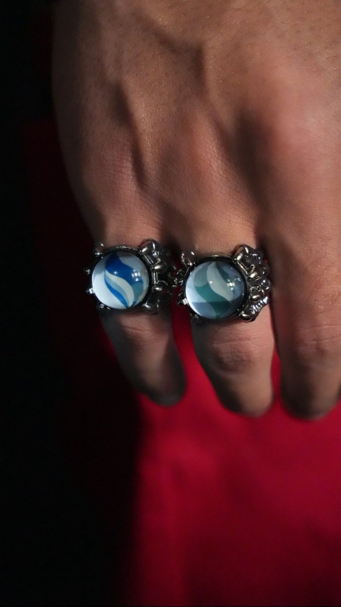 Absol Megastone Ring - Dekayed