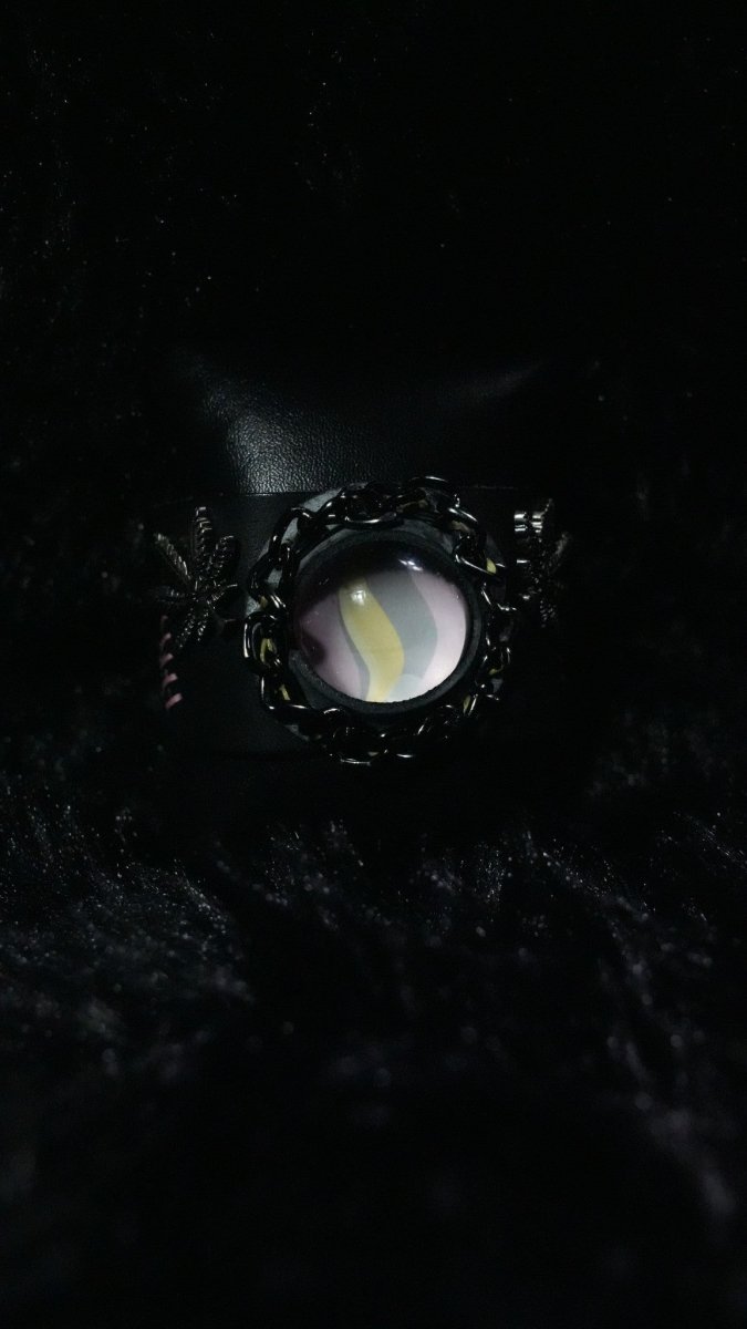 Banette Mega stone Bracelet - Dekayed