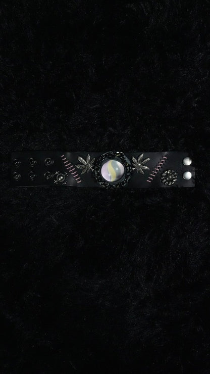 Banette Mega stone Bracelet - Dekayed