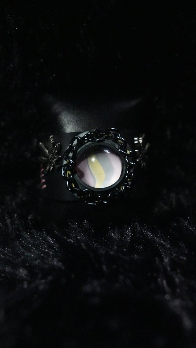 Banette Mega stone Bracelet - Dekayed