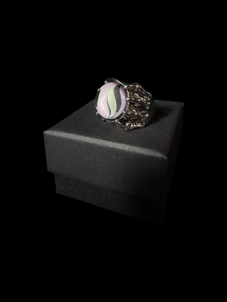 Banette Megastone Ring - Dekayed