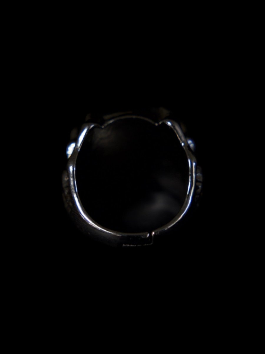 Beedrill Megastone Ring - Dekayed