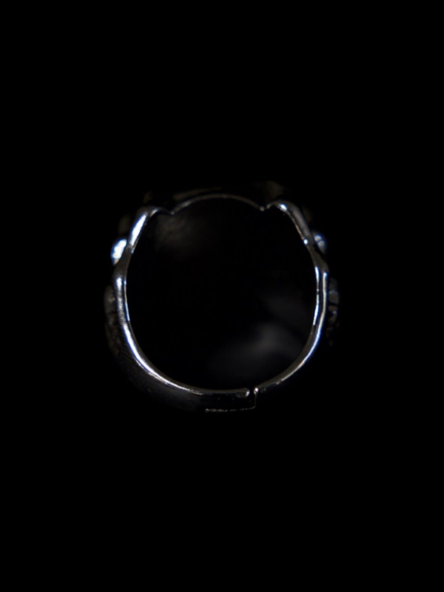 Beedrill Megastone Ring - Dekayed