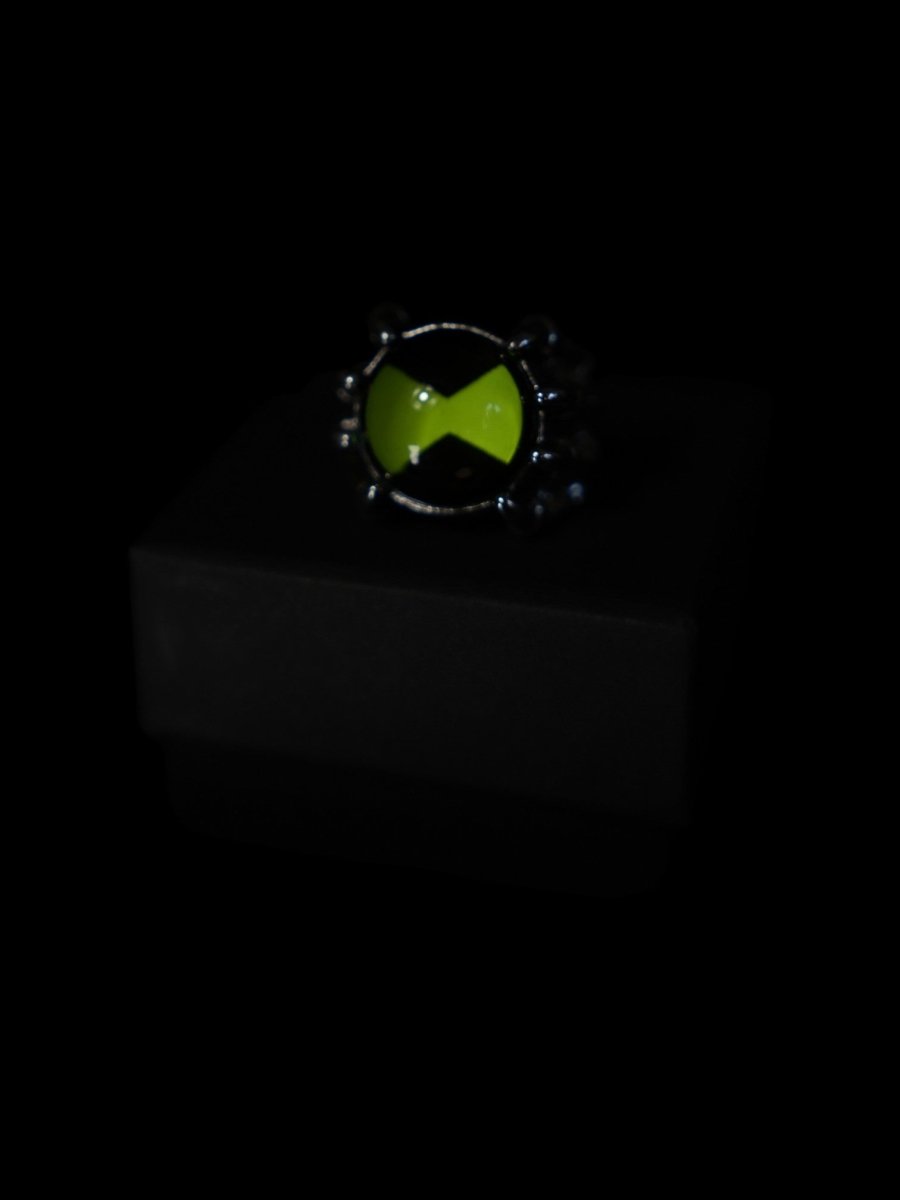 Ben 10 Ring - Dekayed