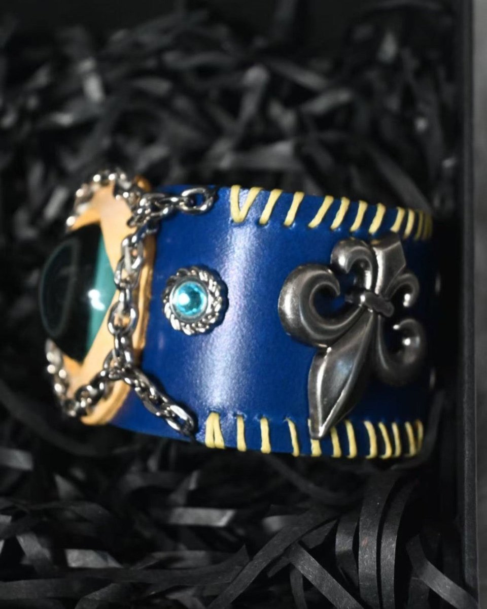 Ben 23 Omnitrix Bracelet (Exclusive) - Dekayed