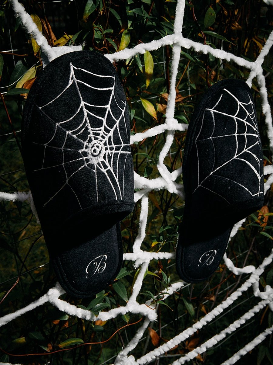 [BLACK8MOB] Cobweb Hotel Slippers - Dekayed