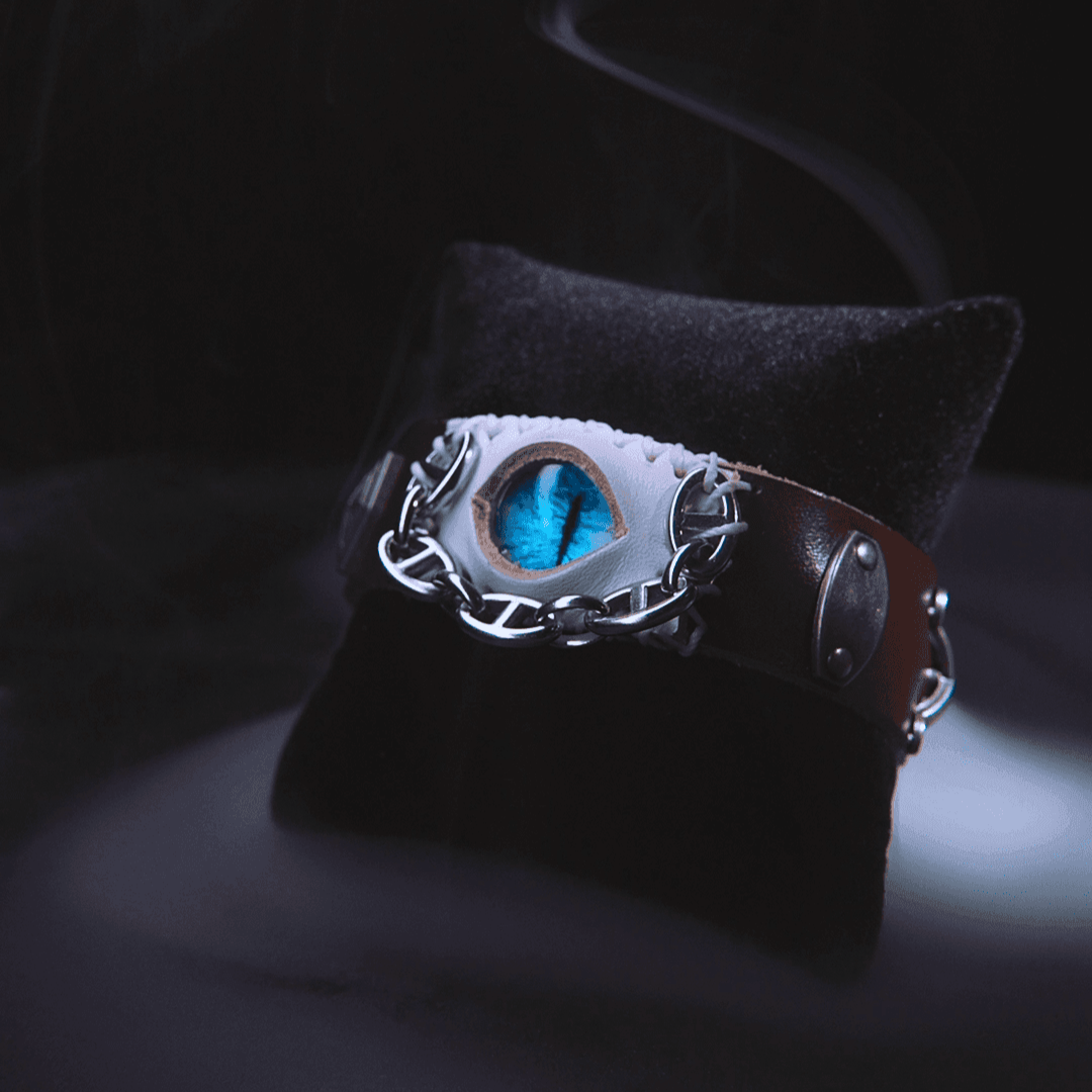 Blue Chrome Dragon Eye Bracelet - Dekayed