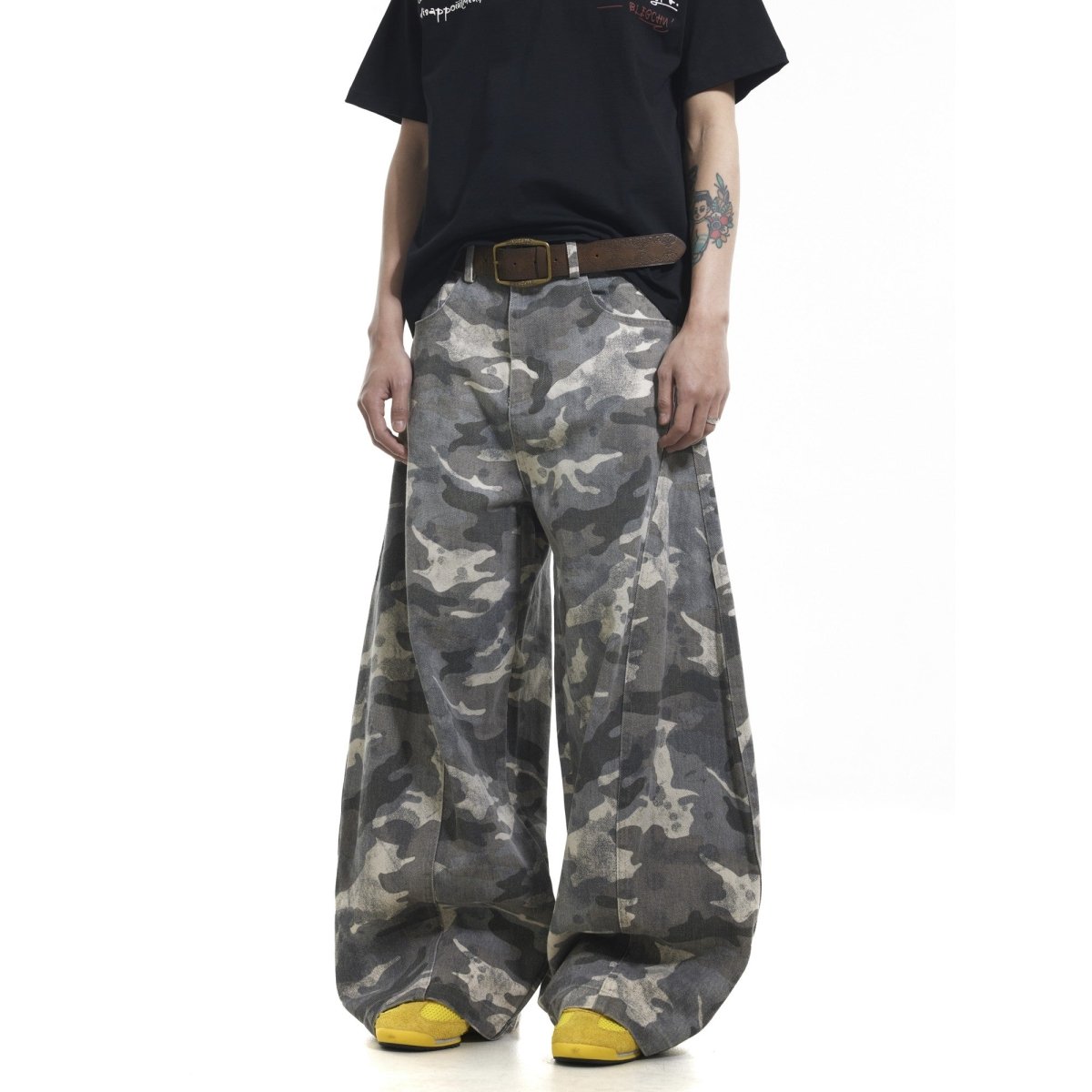 Boxy Washed Camouflage Baggy Jeans - Dekayed