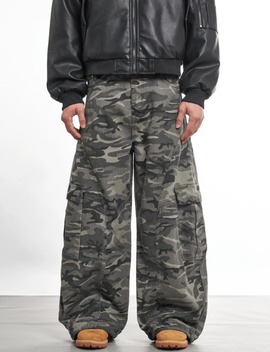 Camouflage Scimitar Pants - Dekayed