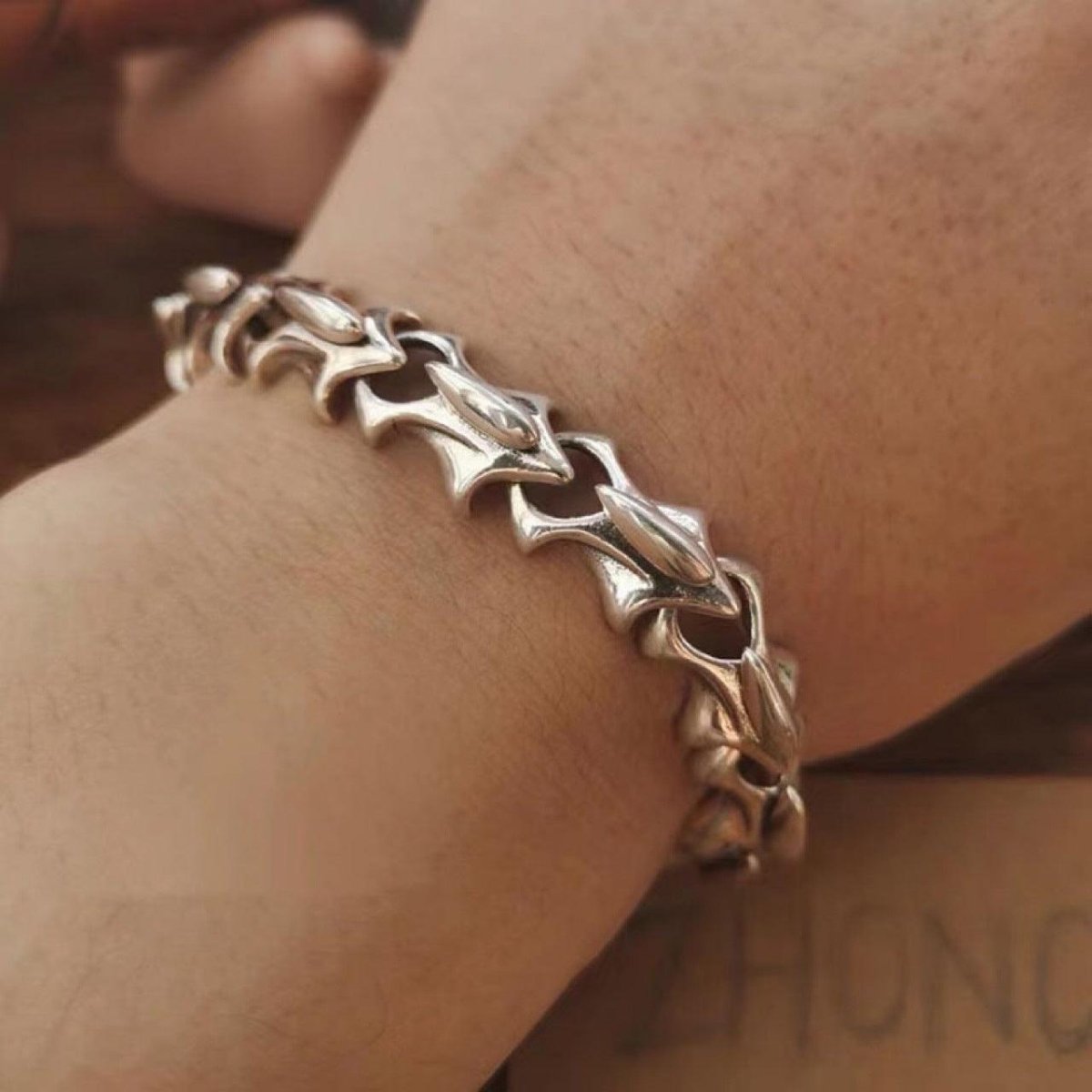 Chrome Dragon Spine Bracelet - Dekayed