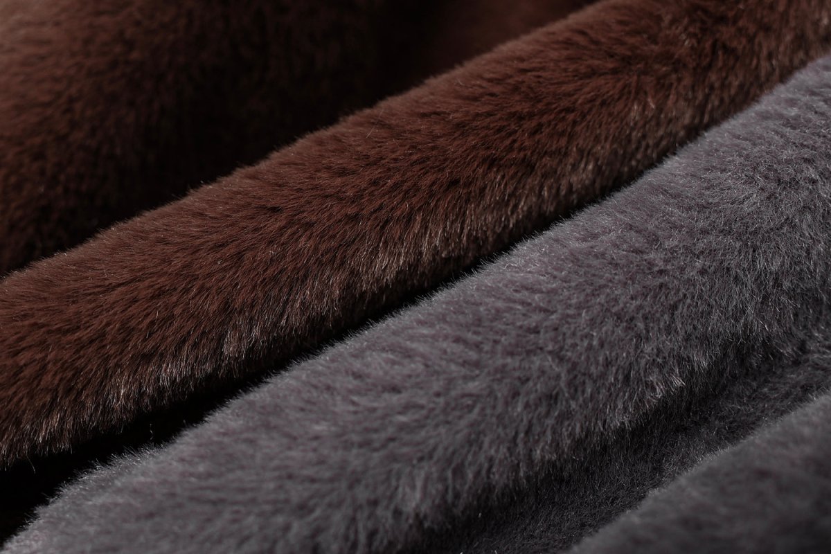 Fur Grid Luxe Hoodie - Dekayed