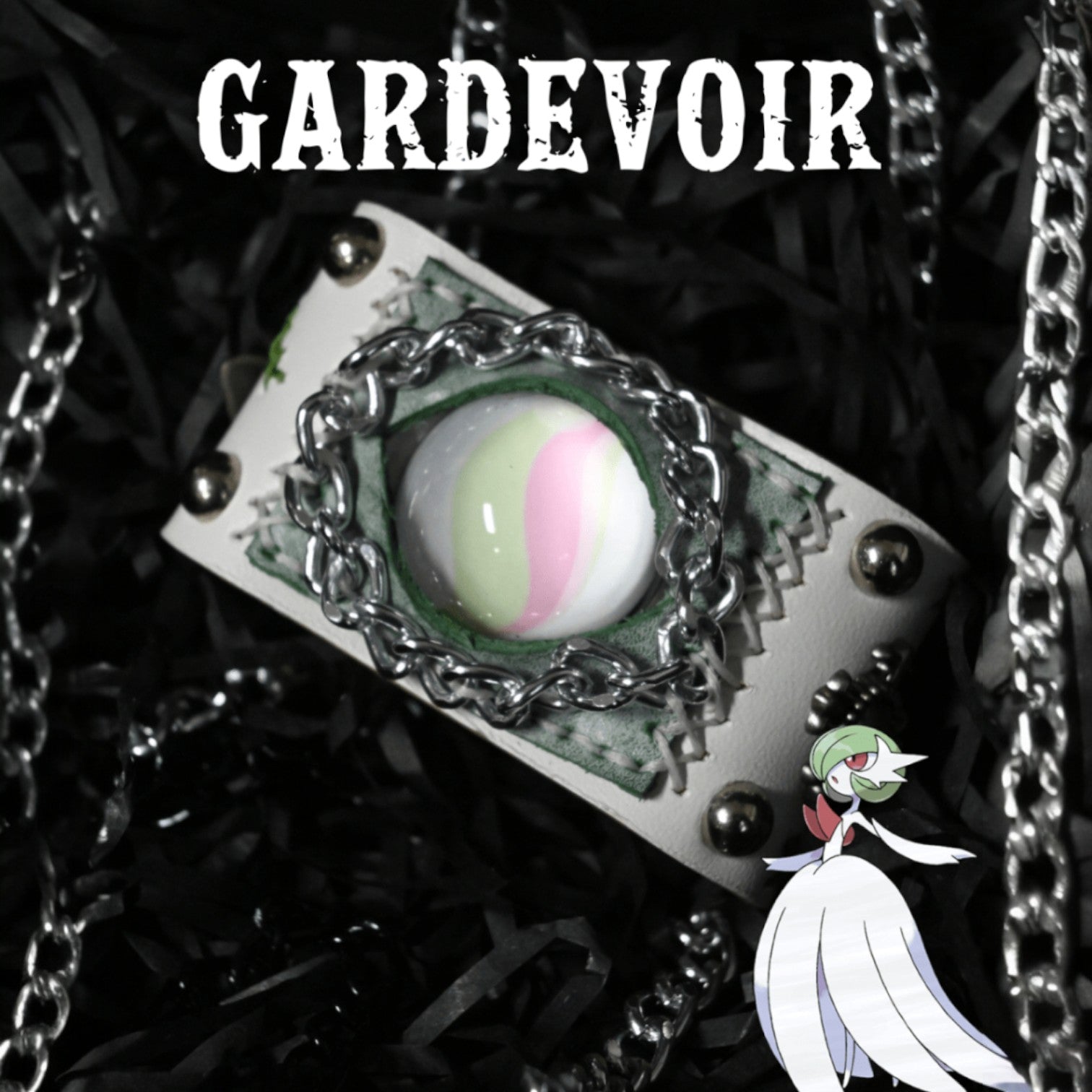 gardevoir-mega-stone-bracelet-7654057-Photoroom.jpg