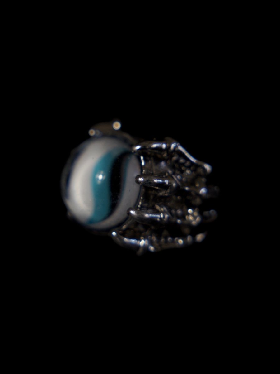 Glalie Megastone Ring - Dekayed