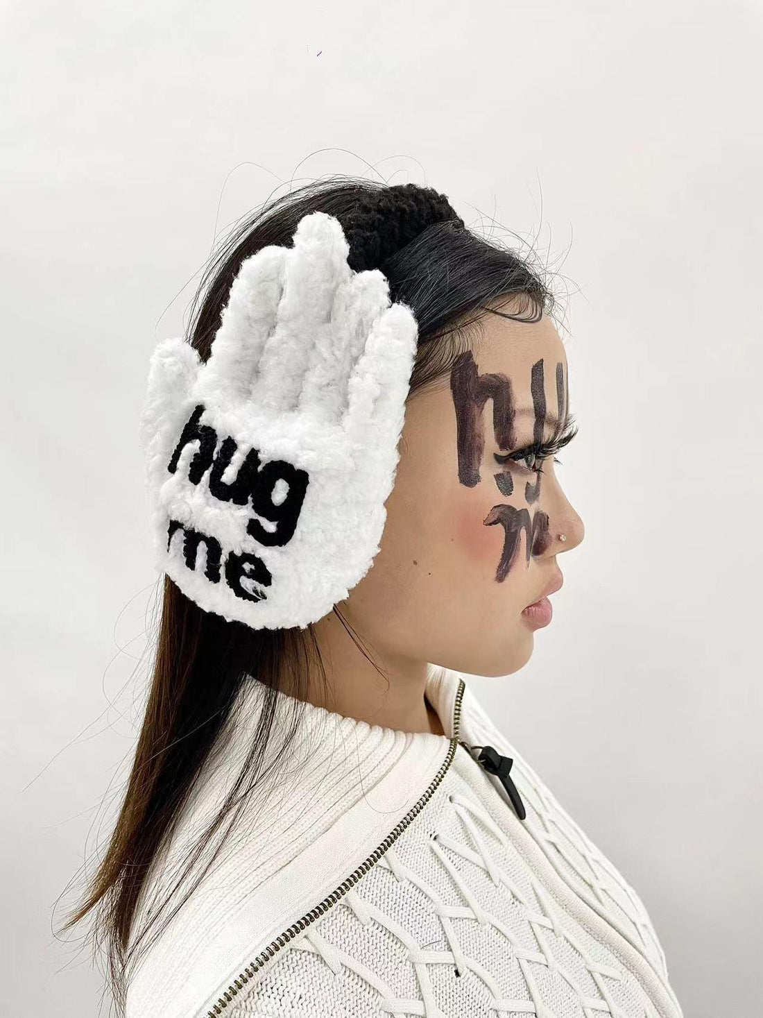 Hug ME Lambskin Earmuffs - Dekayed