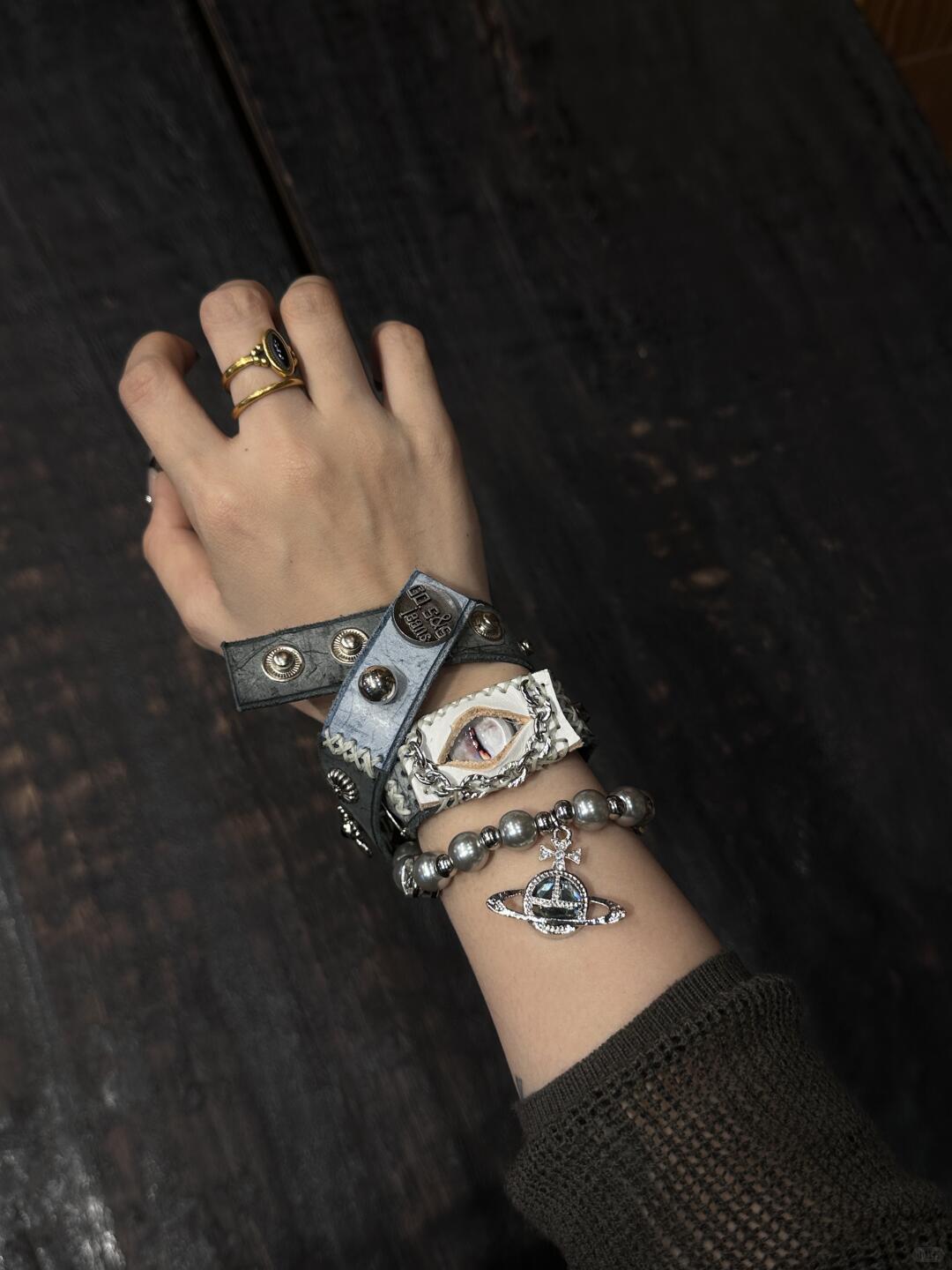 White Saturn Bracelet/Choker