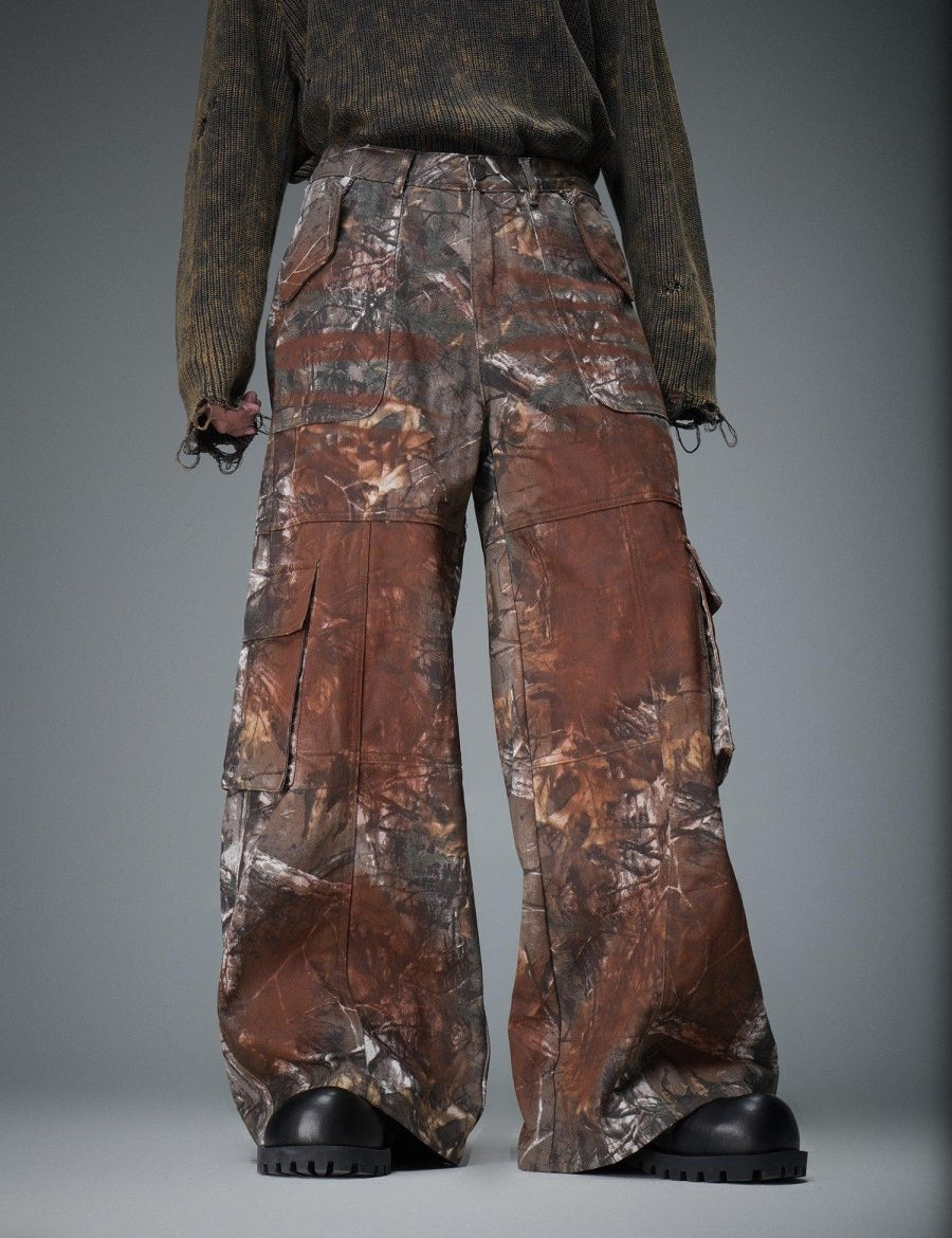 Inverted Tree Camo Distressed Cargo Jeans - Dekayed