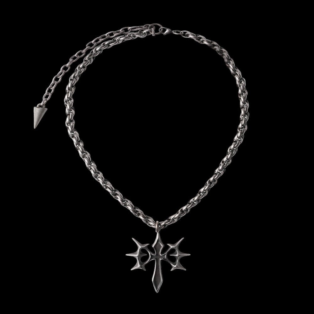 LOVEISWAR StarReign Necklace - Dekayed